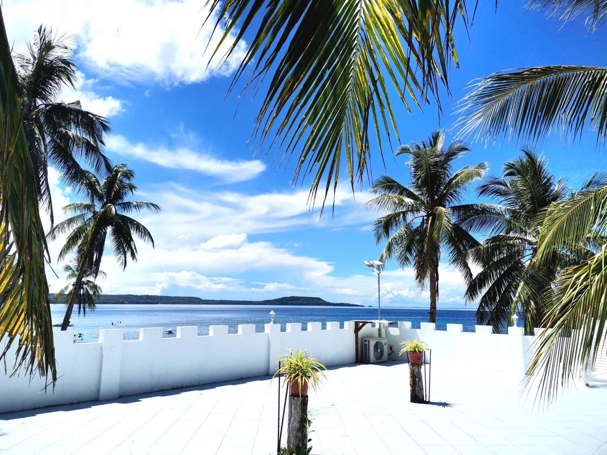 Beach Front White House Villa Maria  エクステリア 写真